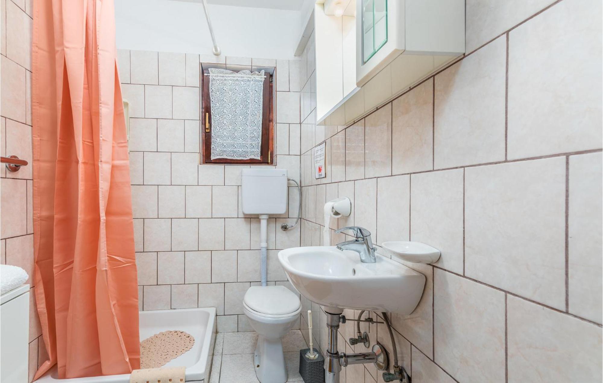 Gorgeous Apartment In Krk With Wifi Кърк Екстериор снимка