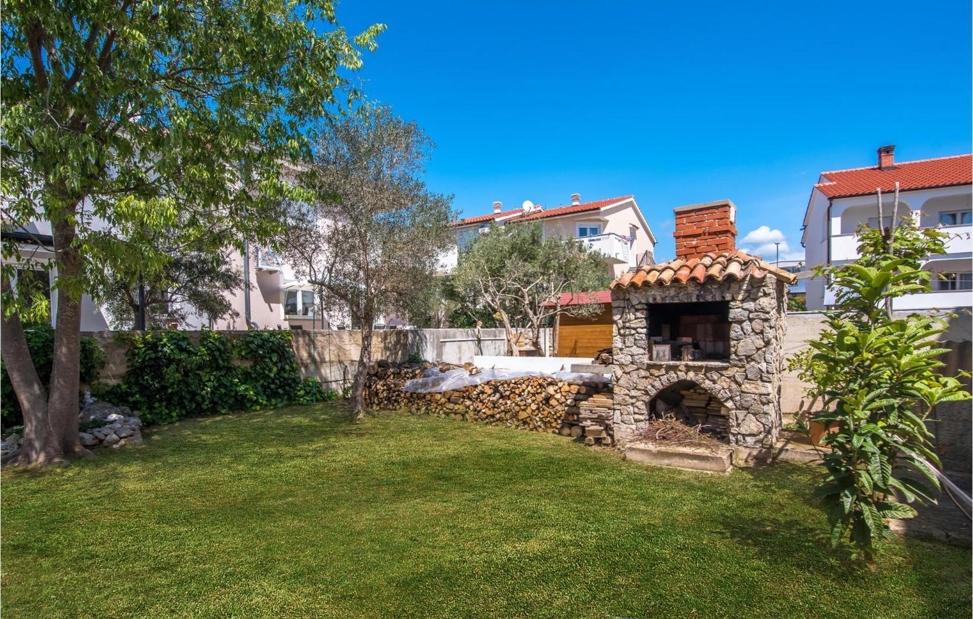 Gorgeous Apartment In Krk With Wifi Кърк Екстериор снимка
